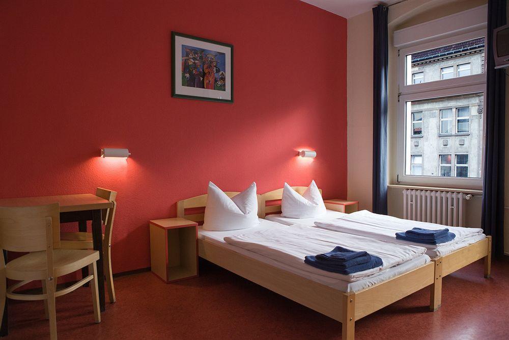Acama Hotel & Hostel Schoeneberg Berlin Exterior foto
