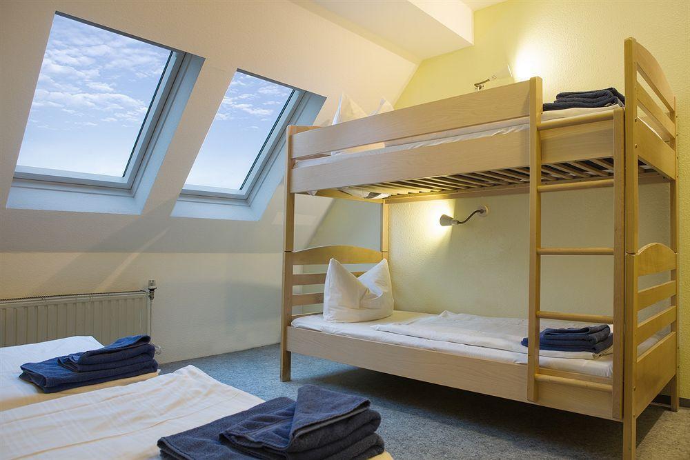 Acama Hotel & Hostel Schoeneberg Berlin Exterior foto