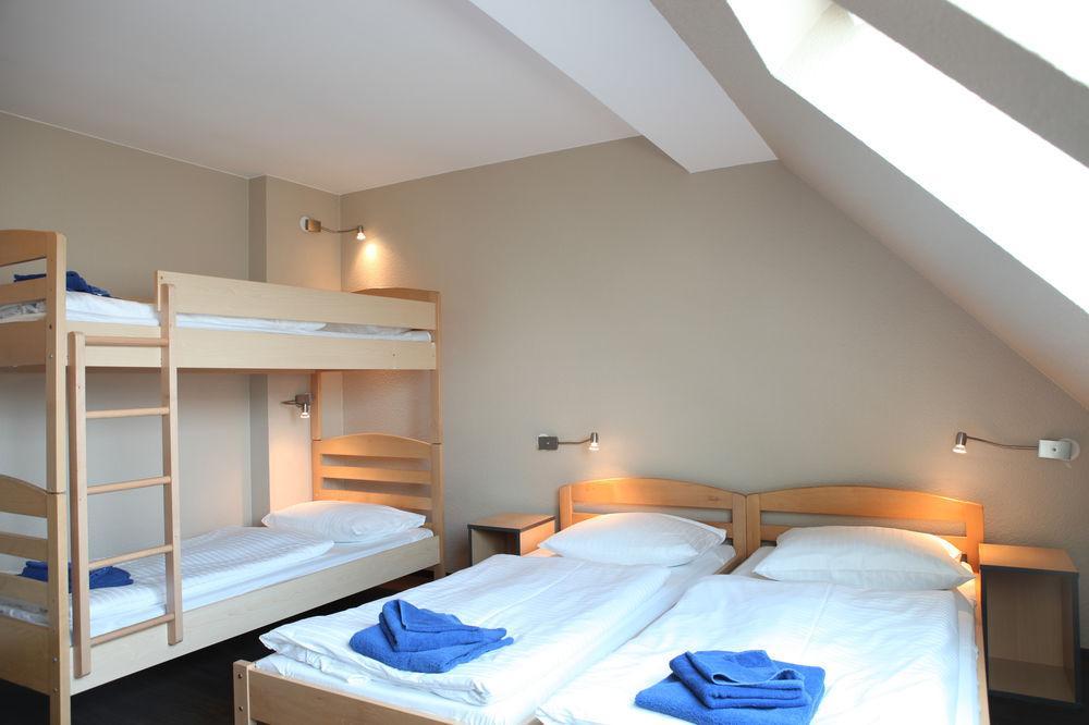 Acama Hotel & Hostel Schoeneberg Berlin Exterior foto